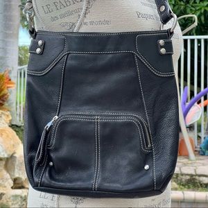 B Makowsky black leather Crossbody bag